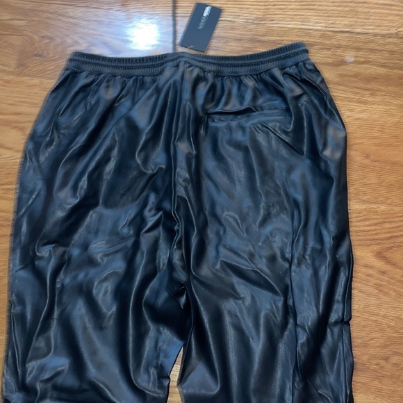 Fashion Nova NWT size 2x faux leather joggers black - Picture 6 of 7
